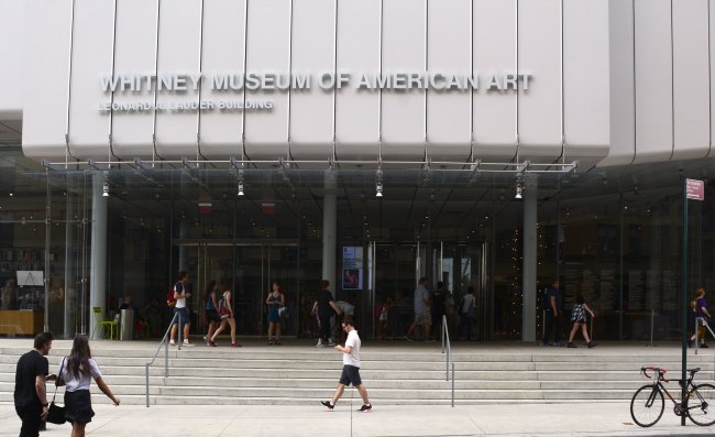Strike That Threatened Lichtenstein Blockbuster Averted as Whitney Workers Ratify Contract