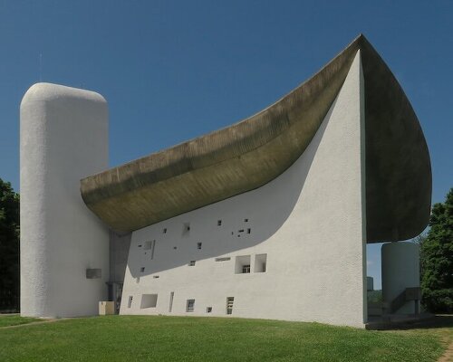on le corbusier’s 139th birthday, why ronchamp chapel still challenges modern architecture